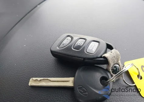 2013 Hyundai Sonata Gls z USA, uszkodzony, nr VIN 5NPEB4AC0DH795351